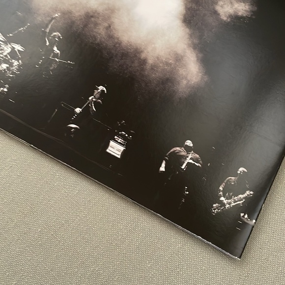 Dave Matthews Band official 2010 Tour Book, excellent condition - Picture 6 of 10